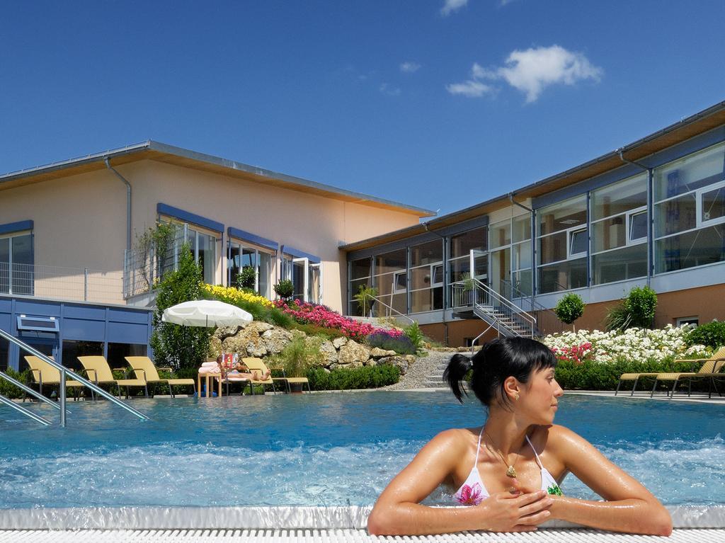 Vitalhotel Quellengarten Lingenau Bagian luar foto